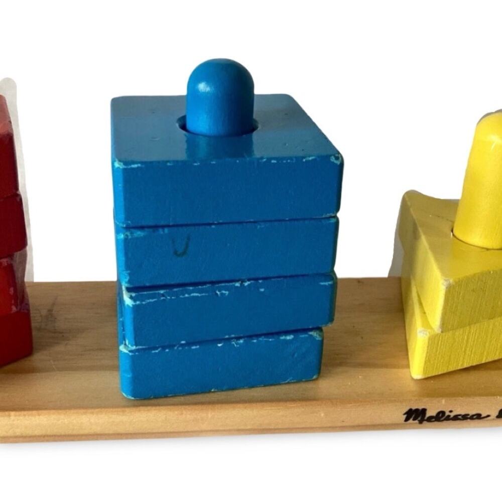MELISSA AND DOUG Stack & Sort Board - Picture 2 of 3